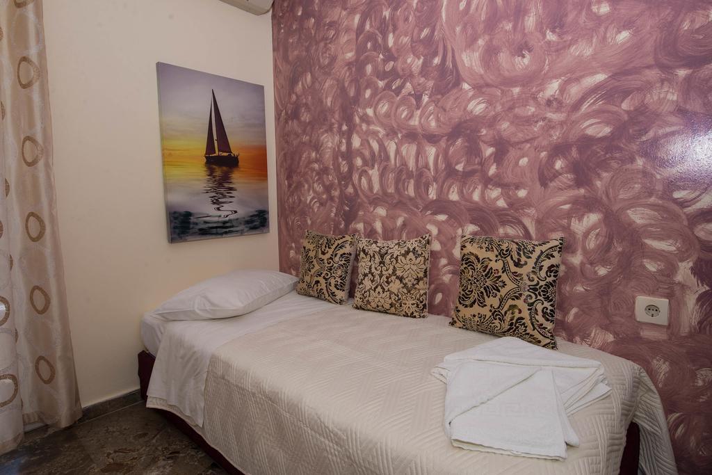 Matrona Apartments Poros Town Eksteriør billede