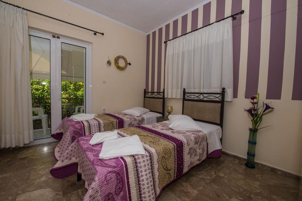 Matrona Apartments Poros Town Eksteriør billede