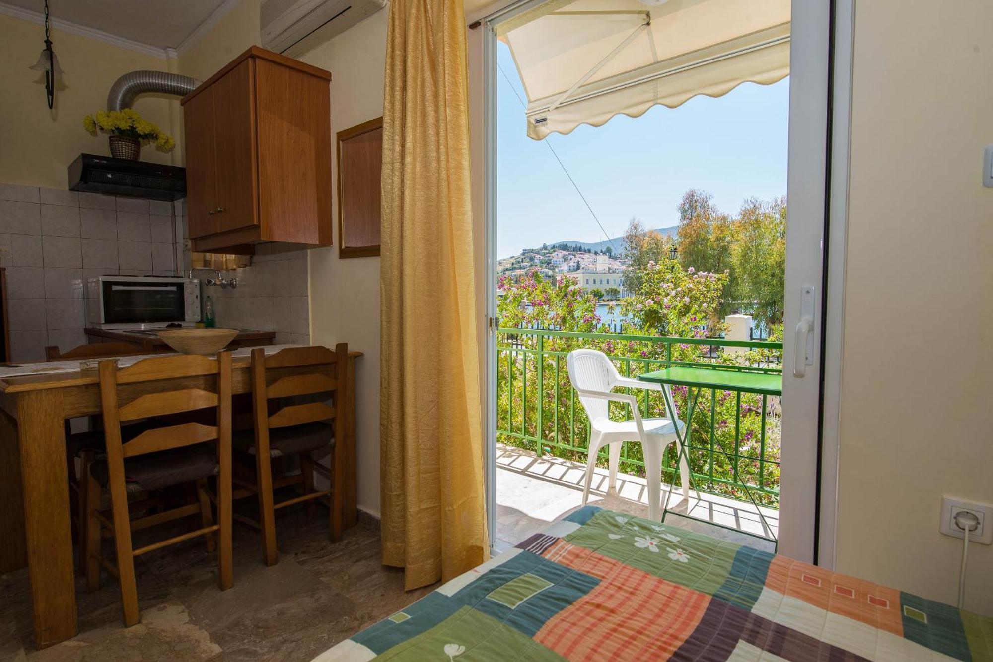 Matrona Apartments Poros Town Eksteriør billede